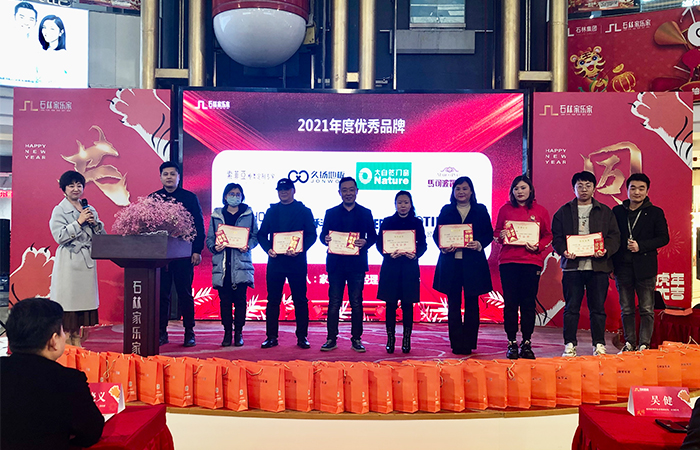 1642928008.jpg 16.jpg